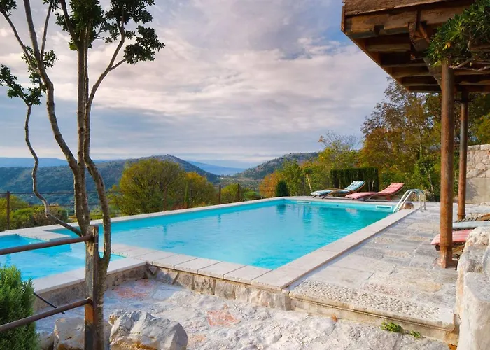 Feriehus Ecovilla Mirabilis- Praechtiges Mit Pool By Interhome