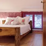 Casa vacanze Ecovilla Mirabilis- Praechtiges Mit Pool By Interhome