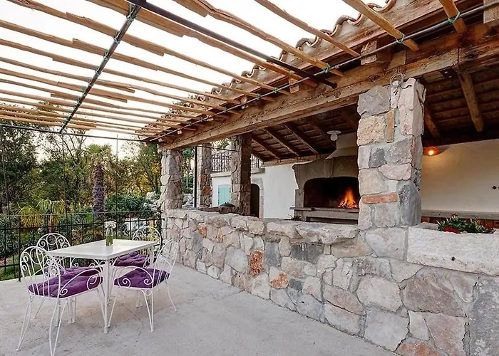 Holiday home Ecovilla Mirabilis- Praechtiges Mit Pool By Interhome *