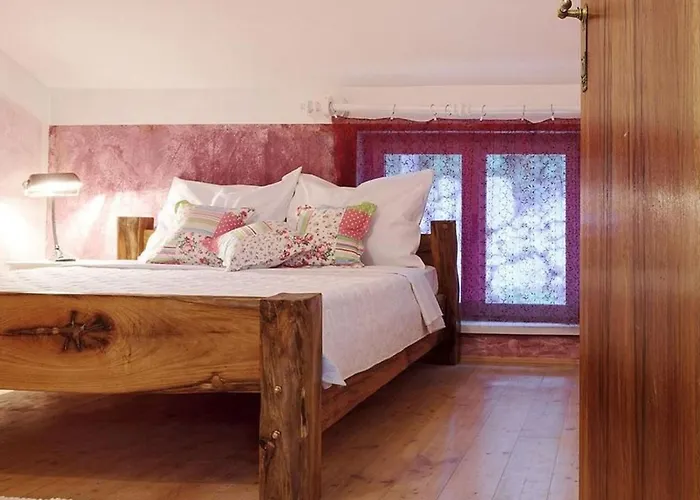 Holiday home Ecovilla Mirabilis- Praechtiges Mit Pool By Interhome