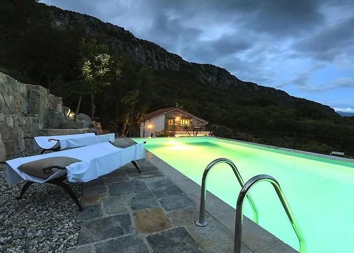 Ecovilla Mirabilis- Praechtiges Mit Pool By Interhome Holiday home Bribir (Primorje-Gorski Kotar)